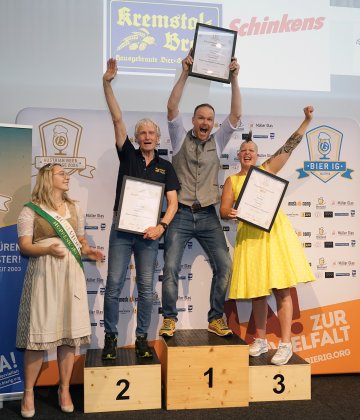 Siegerfoto der Wertungsgruppe Weizen- und Roggenbiere, Weizenböcke, Kategorie Hobbybrauerei